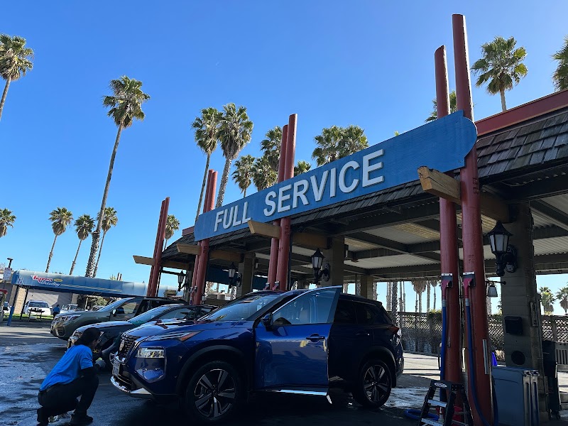 7 Flags Full & Self Service Car Wash & Detail Center - Valle Vista, Vallejo
