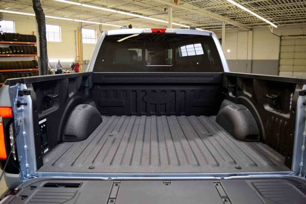 Ford Lightning Bed Size 2