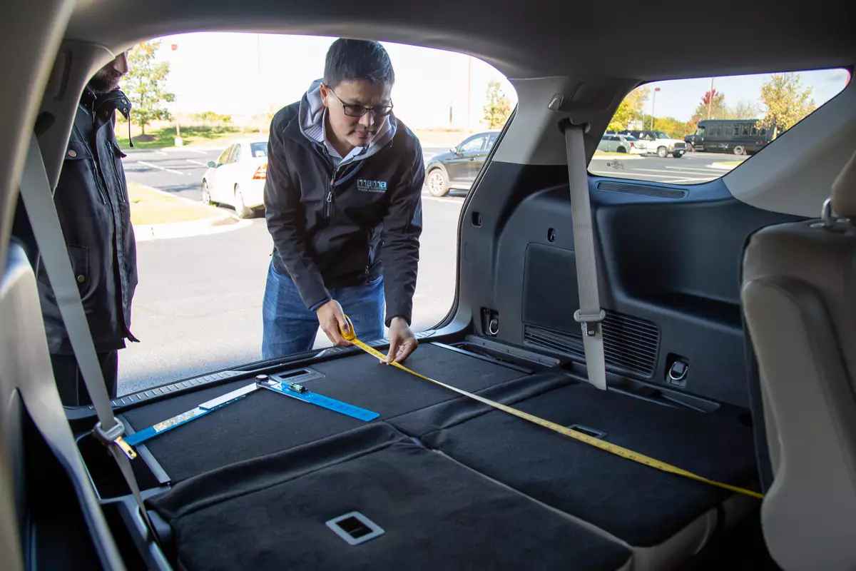 Trunk dimensions Car Trunk Dimensions How to Measure and Choose