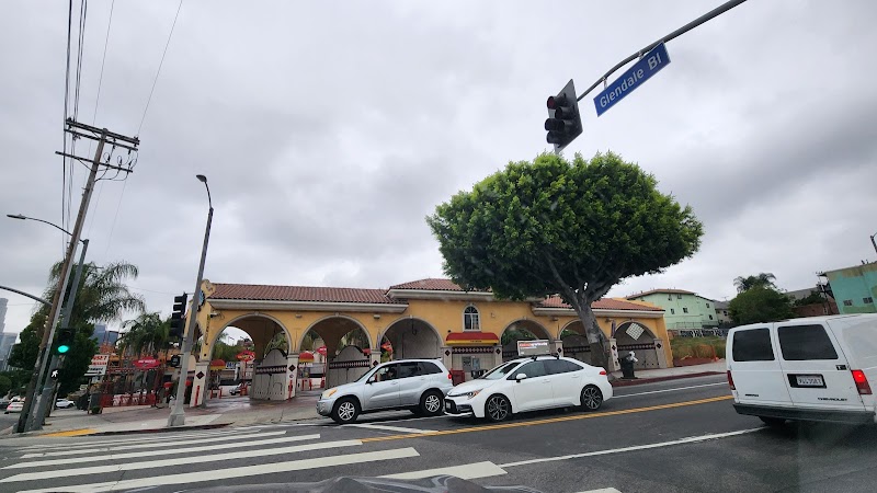 Car Wash 24hrs - Coin Op in Los Angeles CA