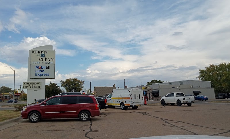 Charlie's Car Wash in Topeka KS