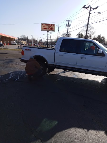 Conrad's Car Wash