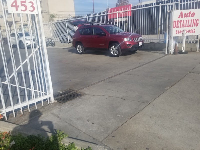 Eagle Car Wash in Glendale CA