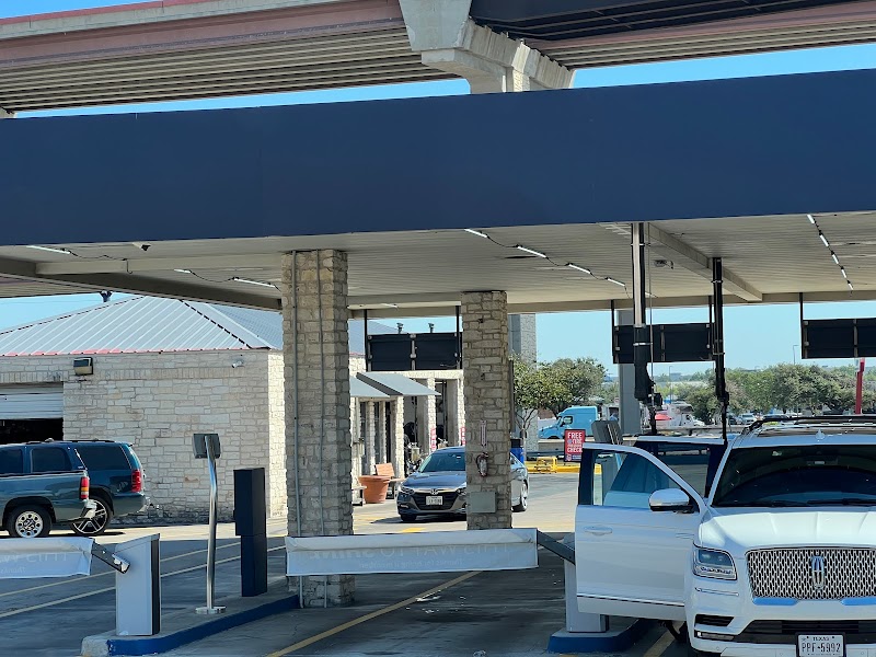Mister Car Wash in Round Rock TX
