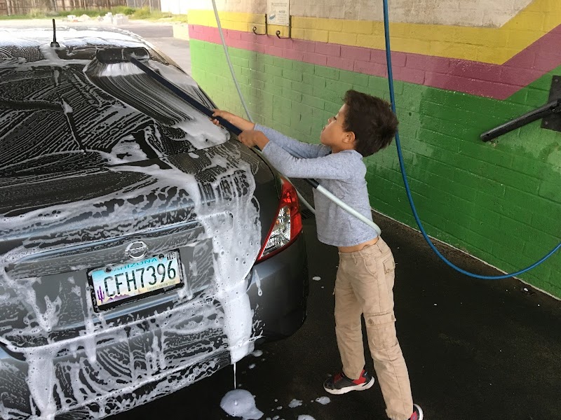 Octopus Car Wash in Tucson AZ