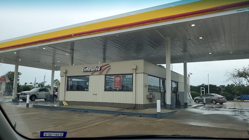 BlueWave Express Car Wash in League City TX
