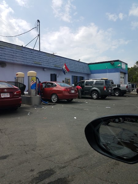 Carroll's Boston Street Car Wash
