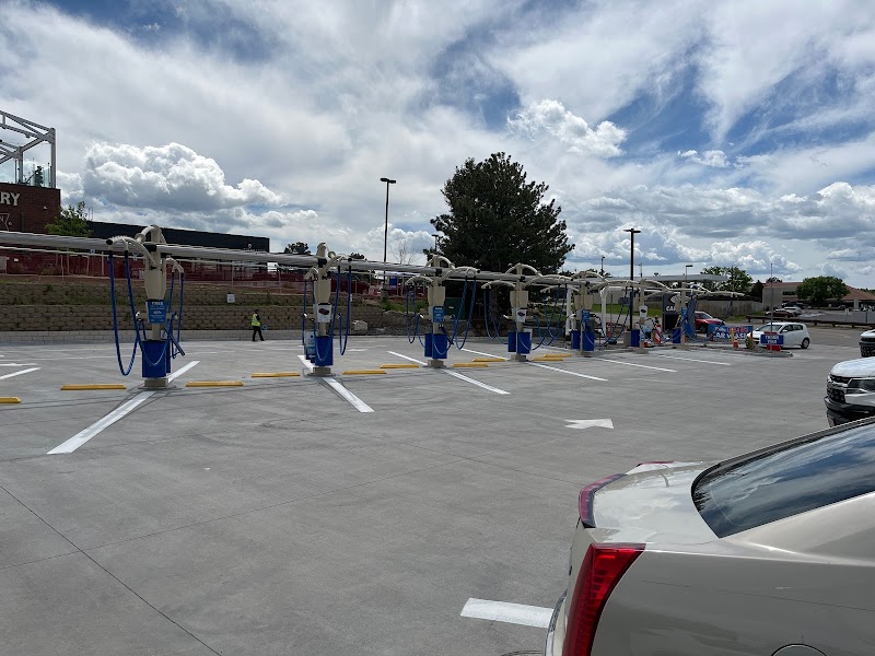 County Line Car Wash in Centennial CO