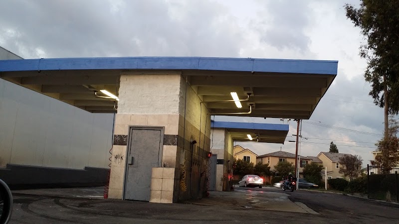 Dollar Car Wash in Buena Park CA