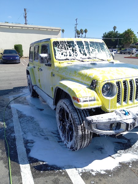 (GOLD EAGLE MOBILE DETAIL)-Best mobile detail Best Mobile Car Wash Detailing near me Vista CA for Best car wax.