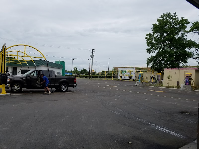 Green Clean Express Auto Wash - Airline in Portsmouth VA