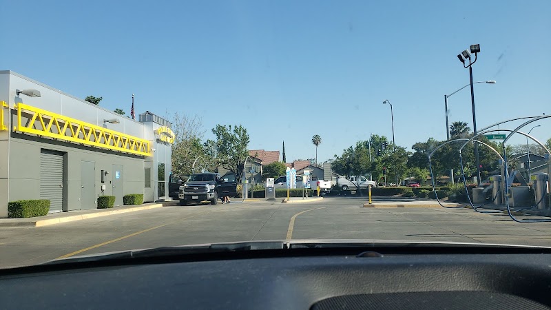 Mister Car Wash in Merced CA