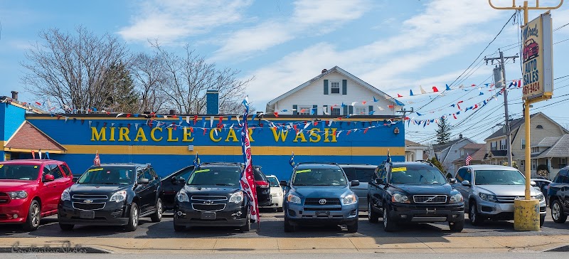 Reign Car Wash in Warwick RI